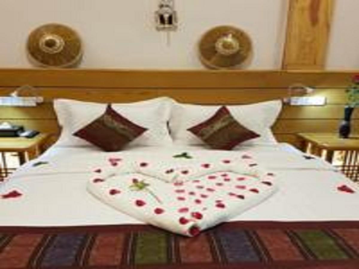 Essence Motel กาลอว์ ภายนอก รูปภาพ