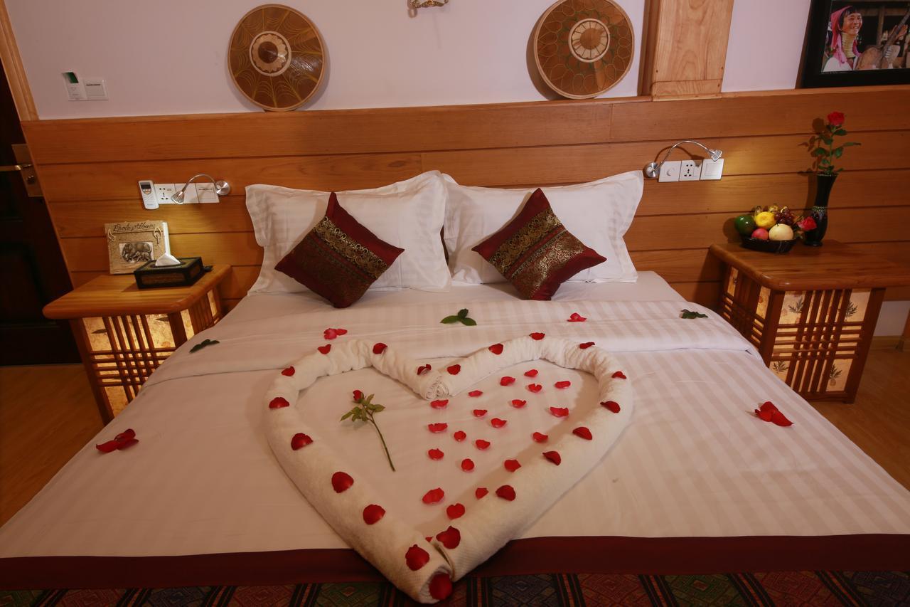Essence Motel กาลอว์ ภายนอก รูปภาพ