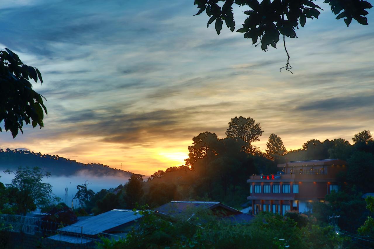 Essence Motel กาลอว์ ภายนอก รูปภาพ