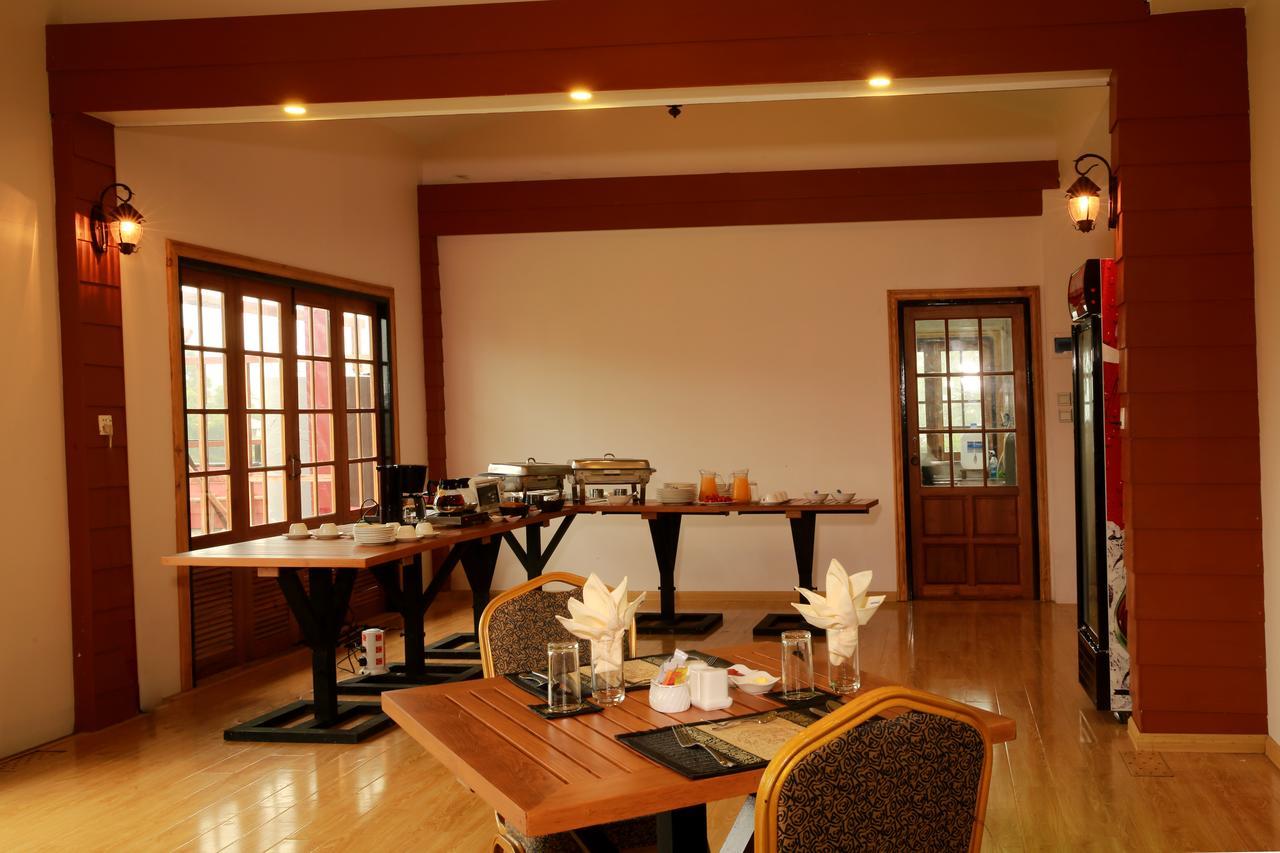 Essence Motel กาลอว์ ภายนอก รูปภาพ