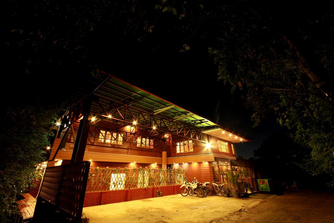 Essence Motel กาลอว์ ภายนอก รูปภาพ