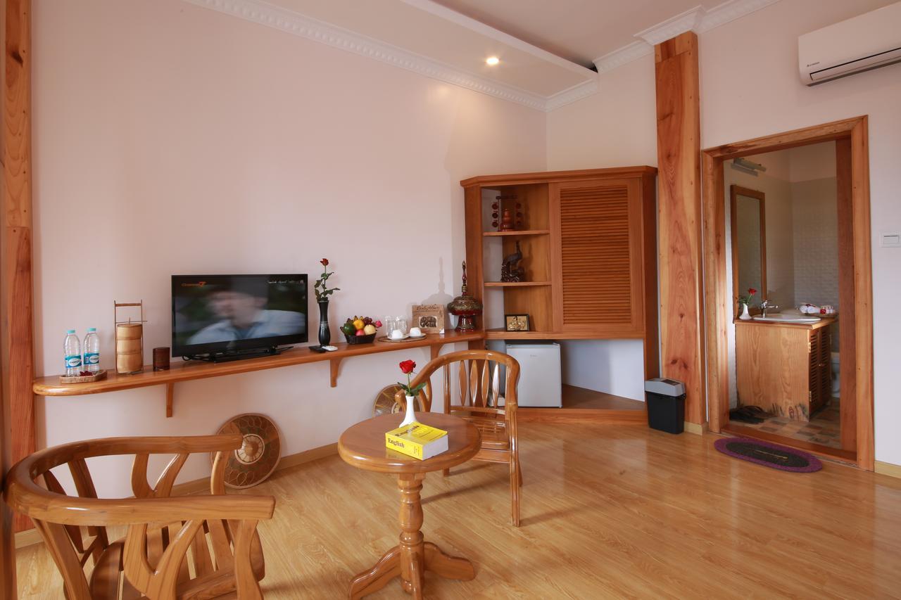 Essence Motel กาลอว์ ภายนอก รูปภาพ