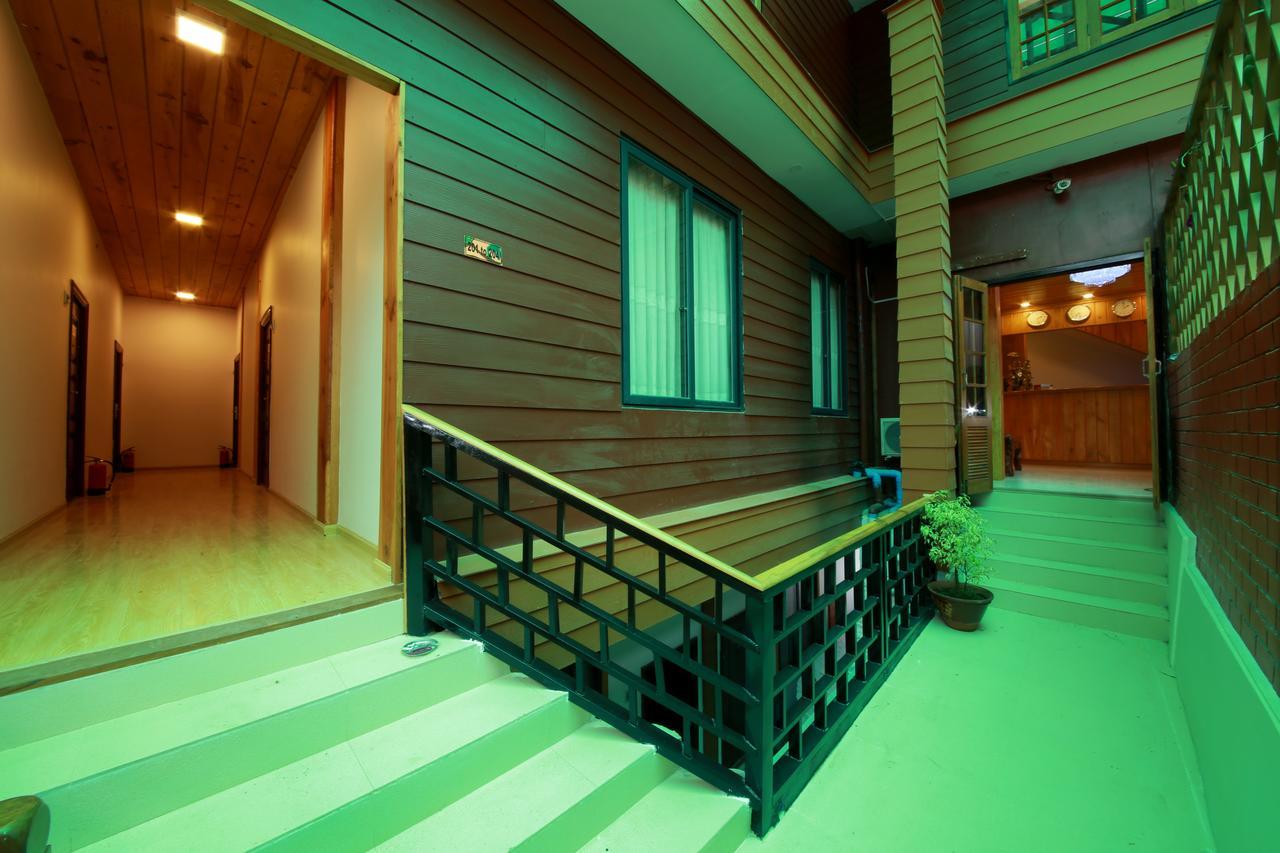 Essence Motel กาลอว์ ภายนอก รูปภาพ
